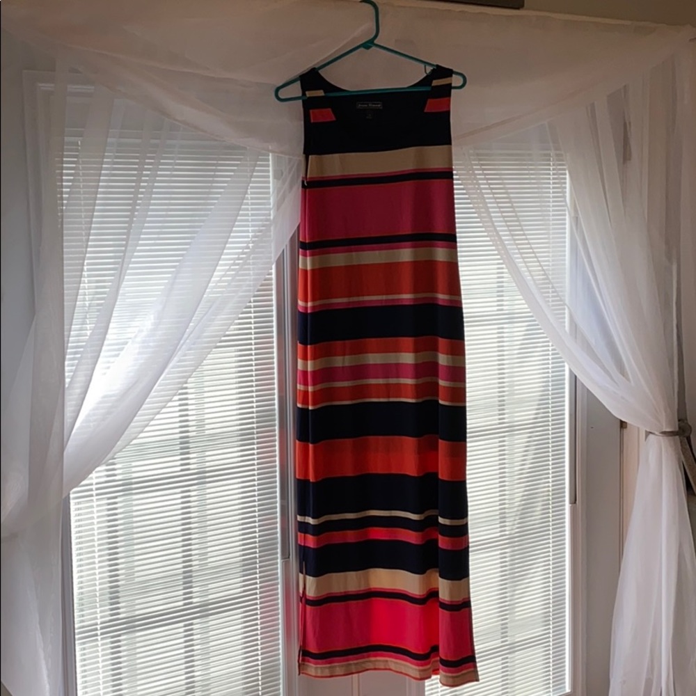 Brand new Jessica Howard maxi dress